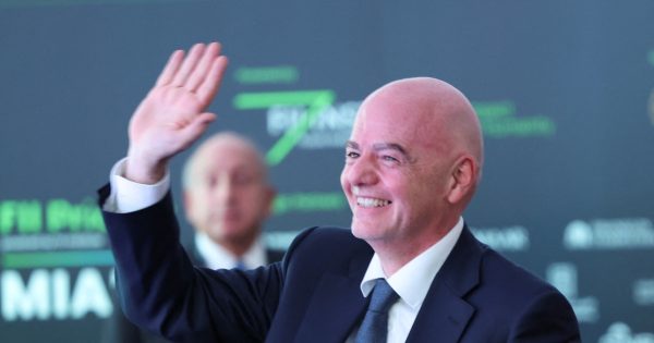 FIFA promete 1.000 millones de dólares en premios a 32 equipos en el Mundial de Clubes en EEUU