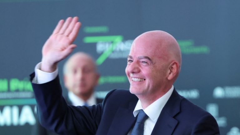 FIFA promete 1.000 millones de dólares en premios a 32 equipos en el Mundial de Clubes en EEUU
