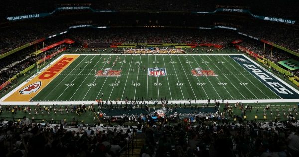 Super Bowl promedió un récord de 126 millones de espectadores en EEUU, según estimaciones de Fox