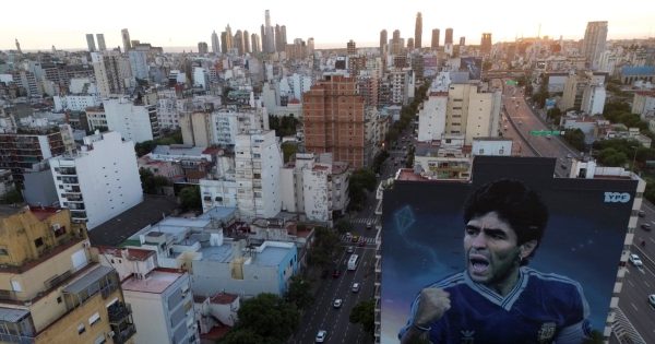 Tribunal de Buenos Aires juzga a médicos acusados de la muerte de Diego Maradona
