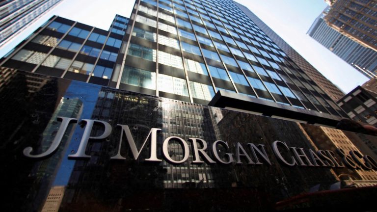 Cuáles son los tres planetas que se tienen que alinear para que la Argentina vuelva a los mercados, según JP Morgan