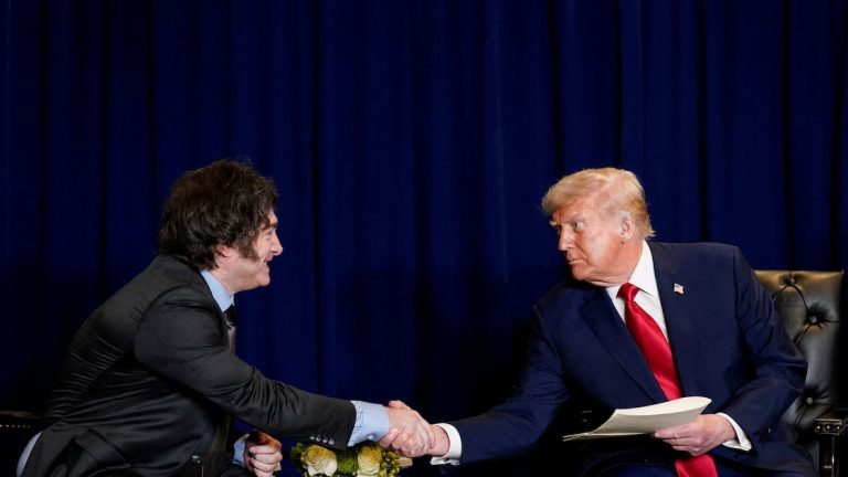 El Gobierno respiró aliviado por el espaldarazo de Trump, pero hay cautela por la situación económica