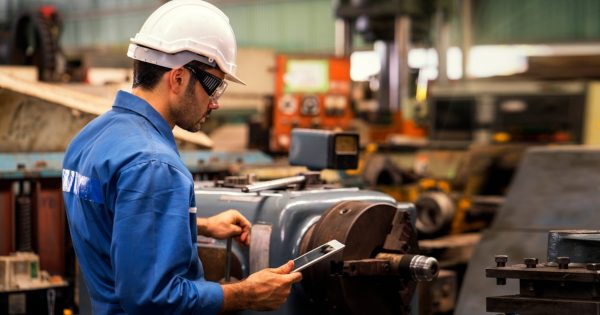 Las pymes industriales advierten que cuatro de cada diez máquinas están paradas y que la situación es “crítica”