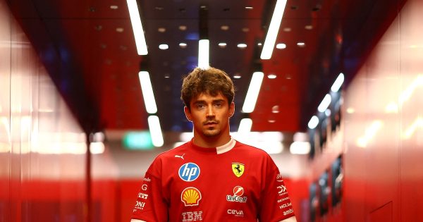 Crece la tensión en Ferrari por los conflictos internos que podrían alejar a Leclerc: los rumores sobre Piastri y Bortoleto que sorprenden a la F1