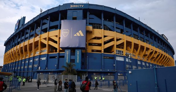 El velatorio de Miguel Ángel Russo en la Bombonera: fanáticos y el mundo del fútbol le dan el último adiós