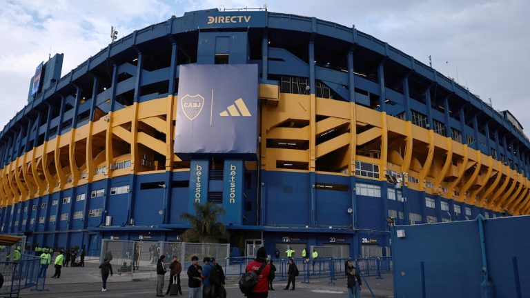 El velatorio de Miguel Ángel Russo en la Bombonera: fanáticos y el mundo del fútbol le dan el último adiós