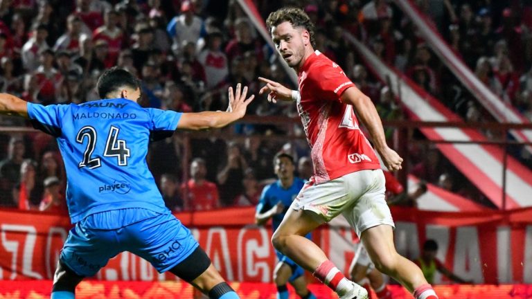 Tras el triunfo de Independiente ante Riestra, Argentinos recibe a Belgrano en busca de los puestos de Libertadores