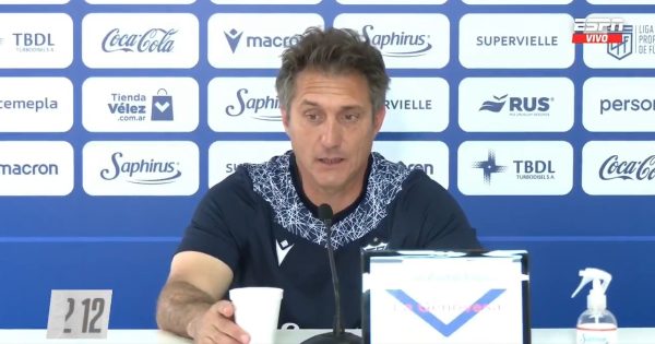 El pedido de Guillermo Barros Schelotto para Vélez al enterarse del título de “Campeón de Liga” que recibió Central: “Tiene que ser retroactivo”